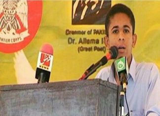 A student giving speech in Balochistan